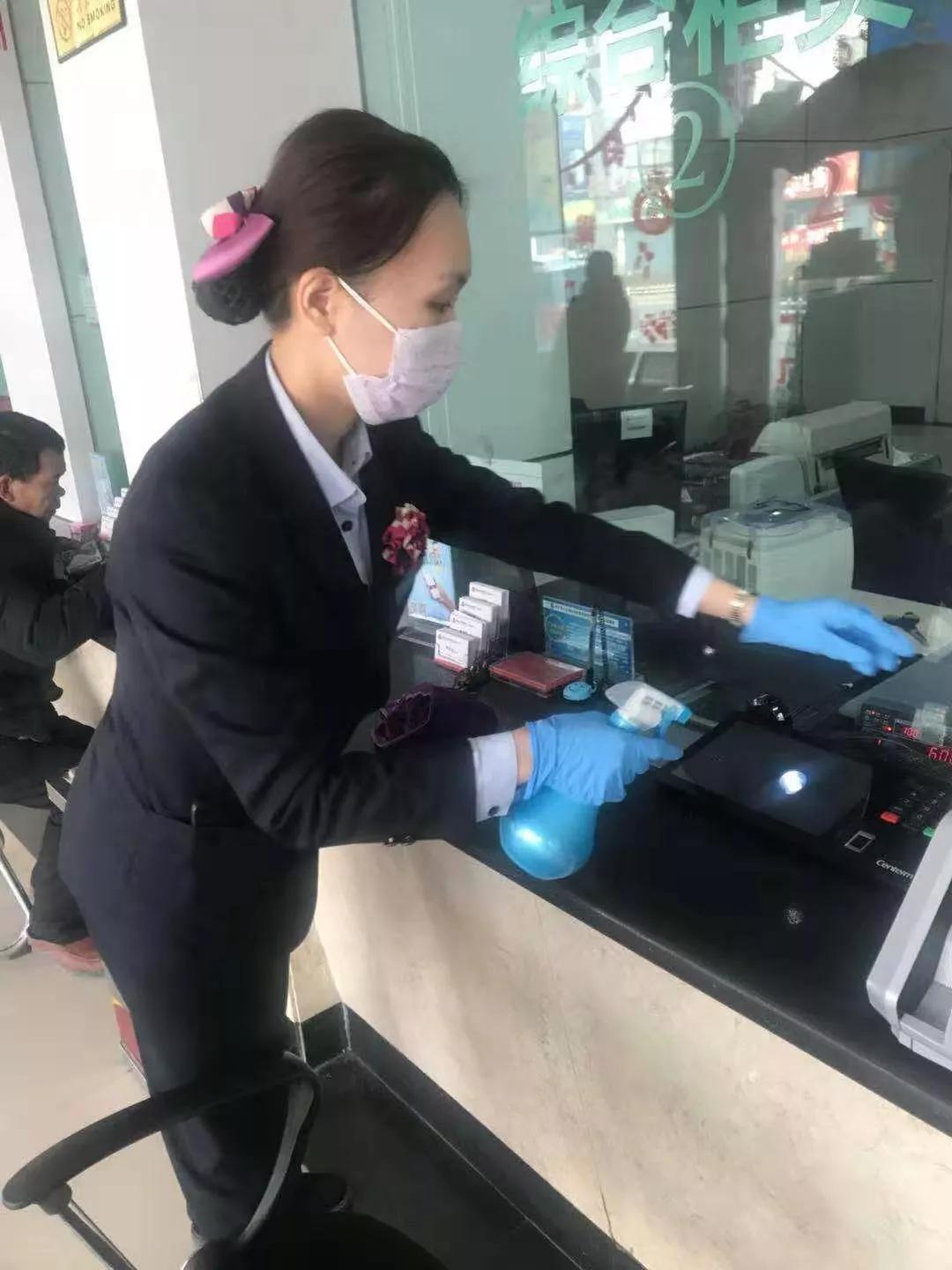 疫情最新动态关注，你的健康我时刻牵挂🌸